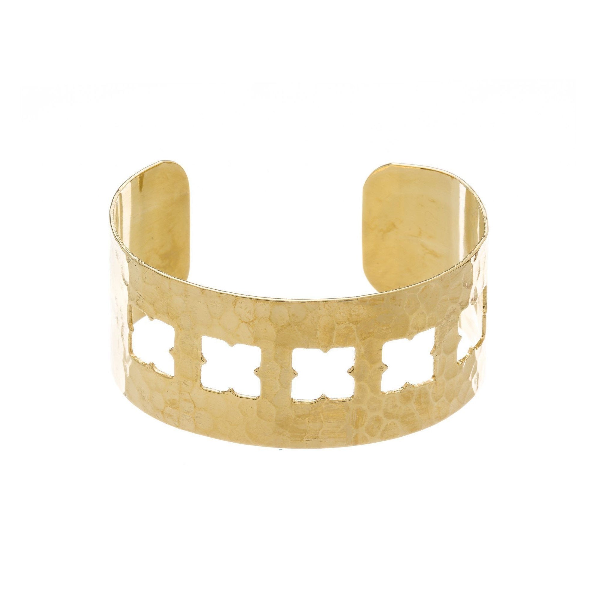 Quatrefoil Hammered Bracelet in 14k gold finish | Modern boho jewelry | Criscara