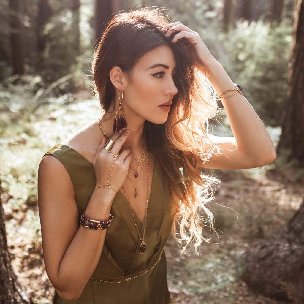 SUNDARA Hand Chain